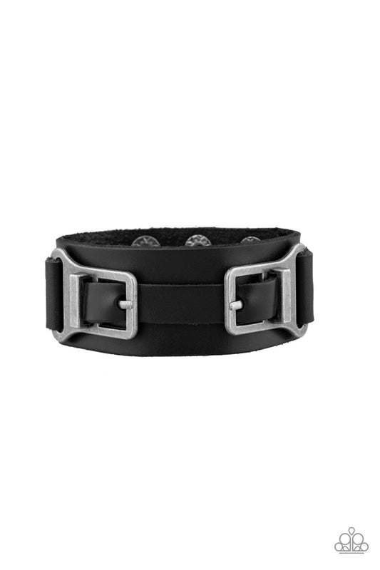 Scout It Out - Black - Gtdazzlequeen