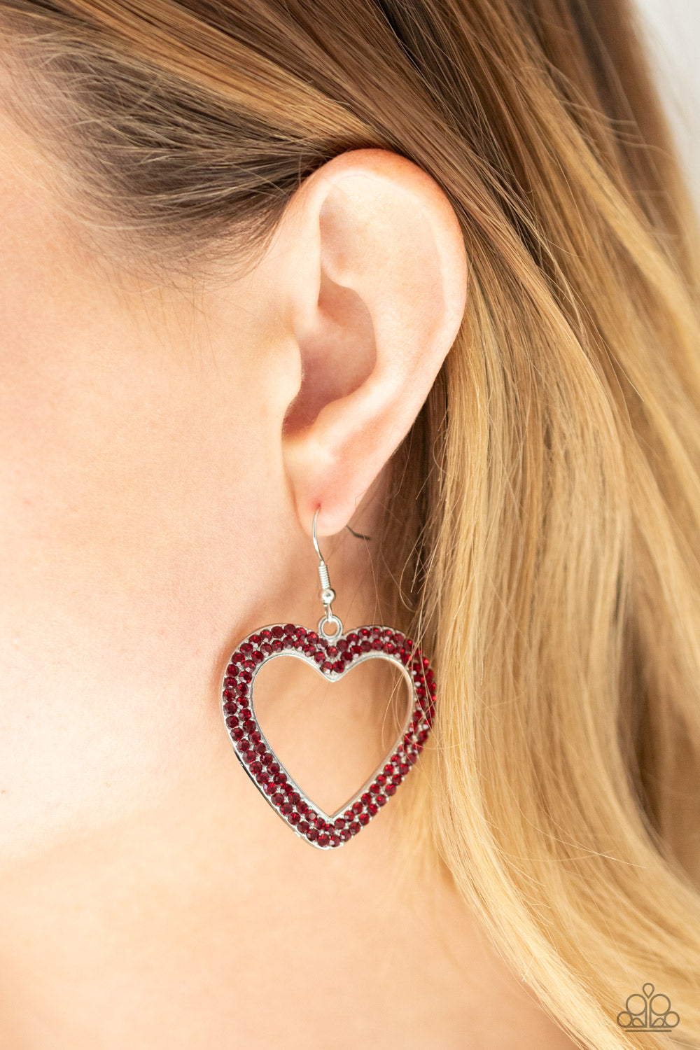 GLISTEN To Your Heart - Red - Gtdazzlequeen